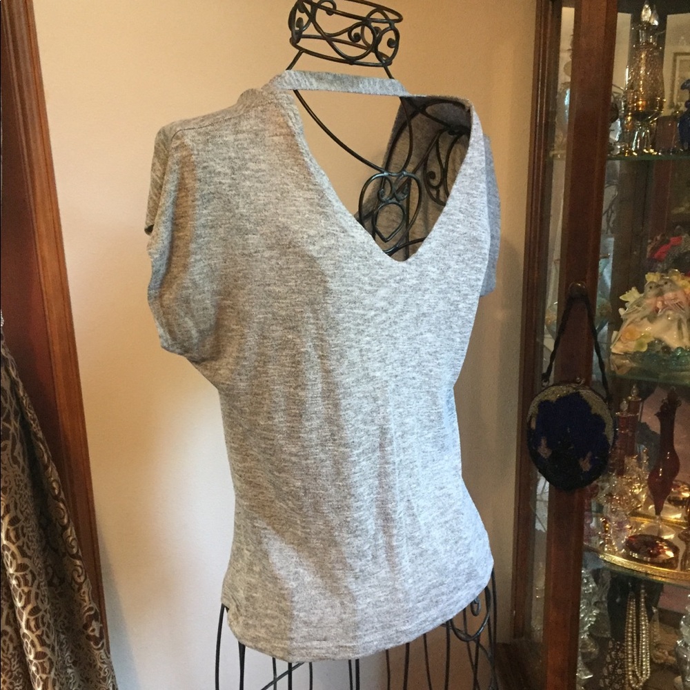 Forever 21 gray top